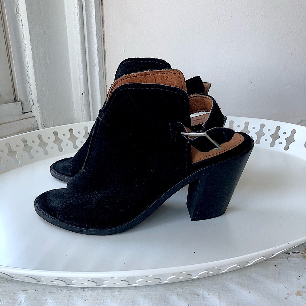 Frye Courtney Sandals - Open-toe sling back booties
